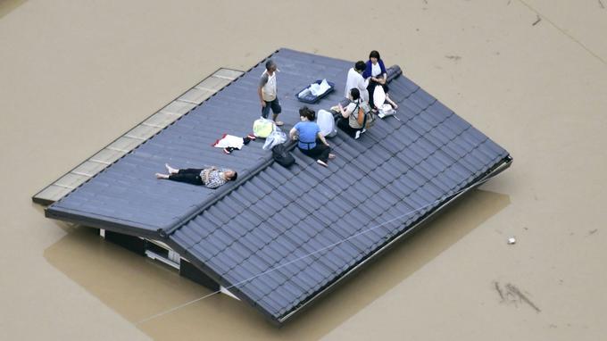 Vidéo – Des pluies torrentielles font des dizaines de morts au Japon