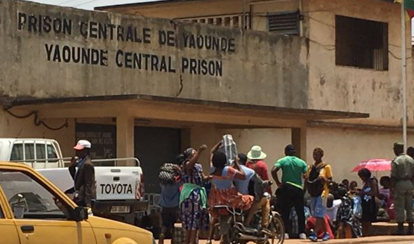 Cameroun: Évasion spectaculaire de 163 détenus en prison