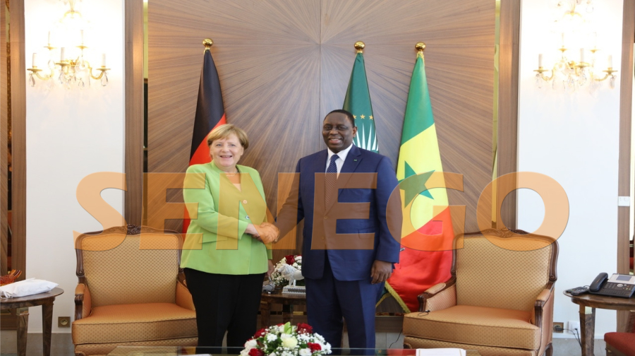 Photos: Le président Macky Sall reçoit la chancelière Allemande Angela Merkel… Regardez