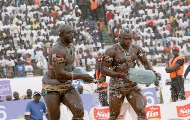 Lutte A Quelques Heures Du Combat Choc Modou Lo En Position De Force Senego Com