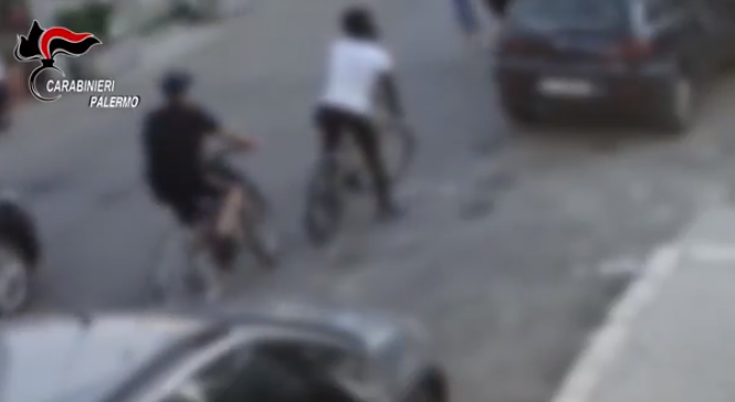 Voici la vidéo de l’agression qui a coûté une oreille à un sénégalais en Italie. Regardez !