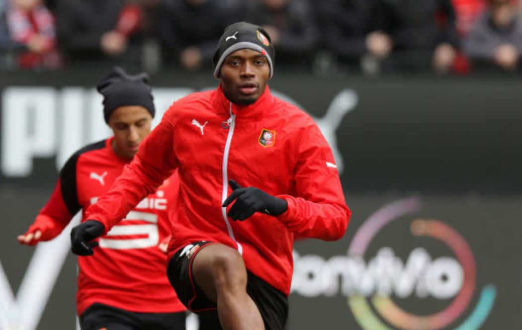 Rennes : Diafra Sakho hué par les supporters, son entraîneur trouve ça injuste !