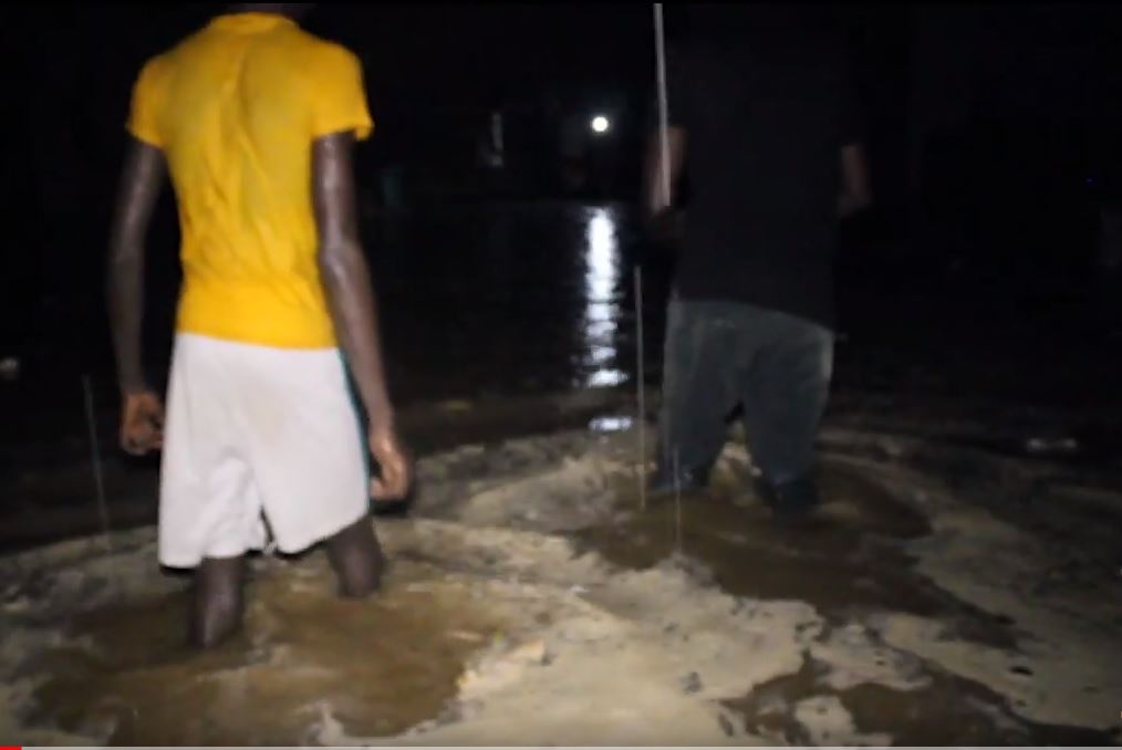 Vidéo – Après la pluie: Les eaux de l&rsquo;Arène nationale envahissent Pikine