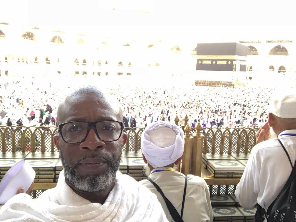 ( 03 photos ) – El Hadji Boubacar Ndour à La Mecque !