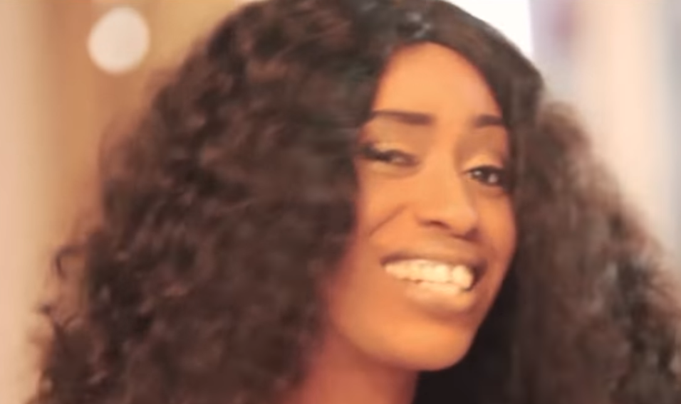 Vidéo : Fatou Xalass, la fille de Ndella Khalass dévoile son premier single « Congoté »