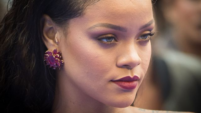 Rihanna : La police débarque chez elle en Hollywood avec un hélicoptère