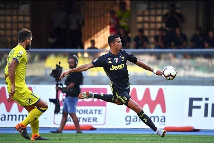 Photos (12) : les images du premier match officiel de CR7 avec la Juve !