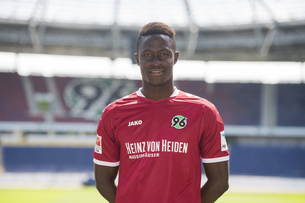 Officiel : Babacar Gueye quitte Hanovre pour rejoindre le SC Paderborn