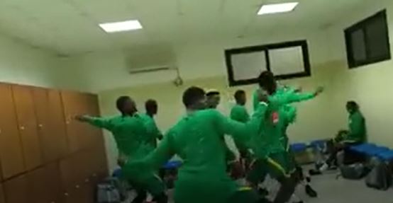 (Vidéo) Afrobasket U18: En plein délire, les lionceaux dansent le « nama rey », Regardez!