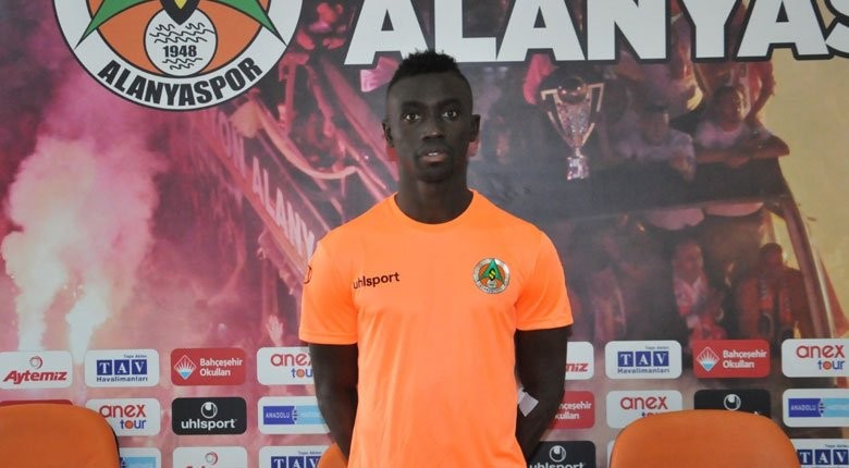 Officiel : Après Diafra Sakho, Papis Demba Cissé dépose ses valises en Turquie…