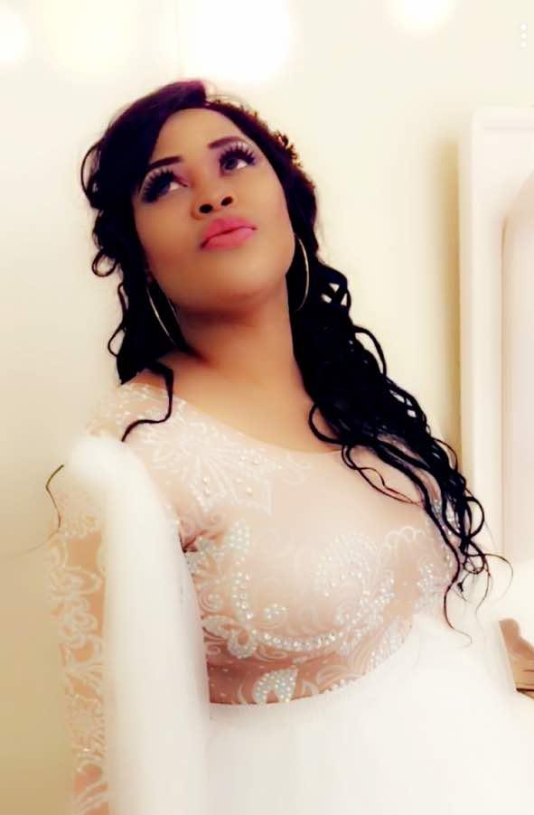 (23 photos) : Admirez en images le clip « Bombal » de Guigui en featuring avec Oumou Sow