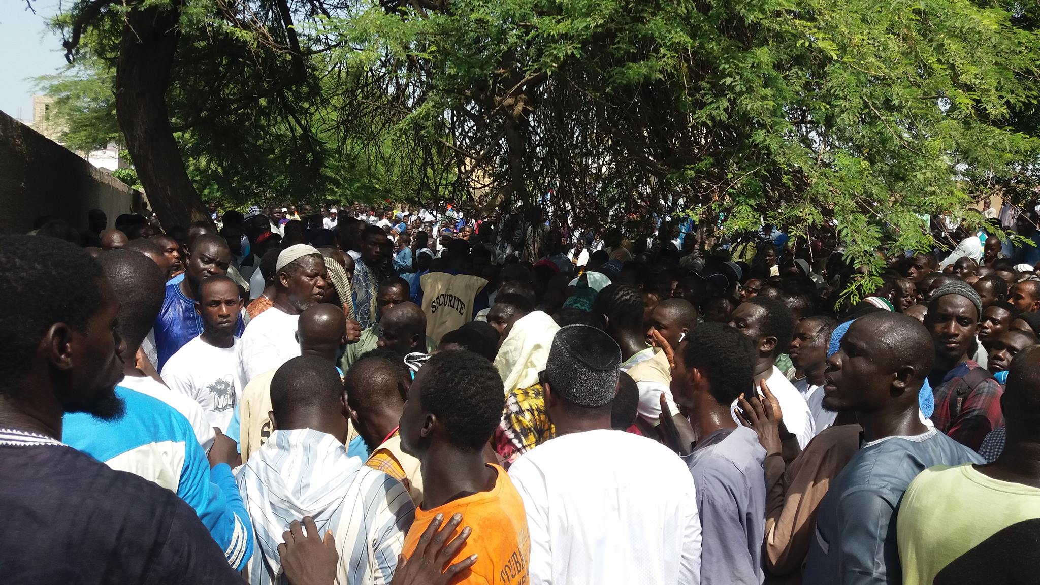 Photos: Un monde fou a accompagné Sokhna Zeynab à sa dernière demeure