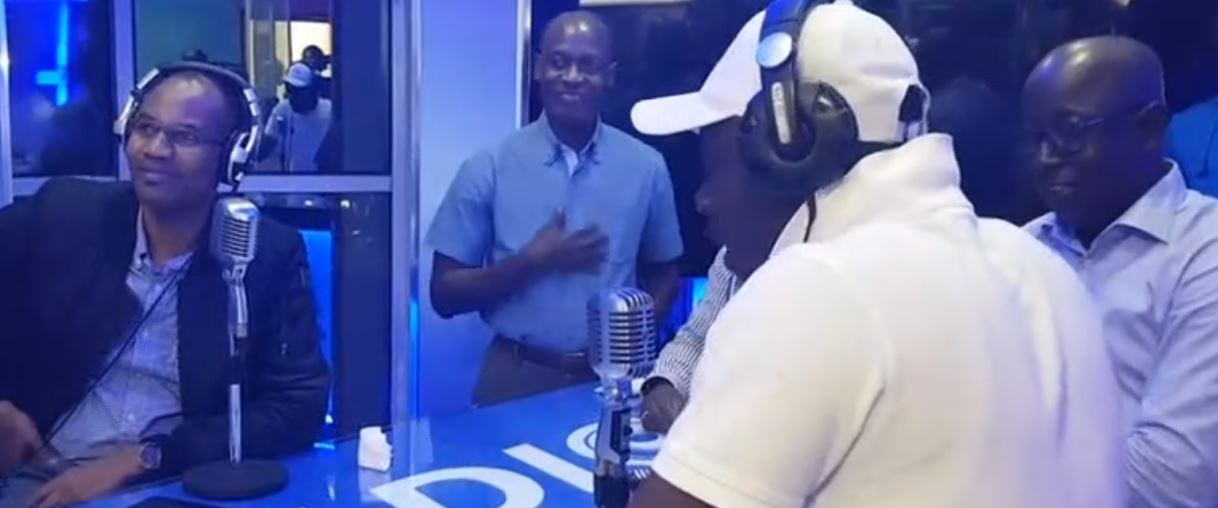 Vidéo du lancement de i radio par Dj Boubs, Mamadou I. kane, Alassane S. Diop…