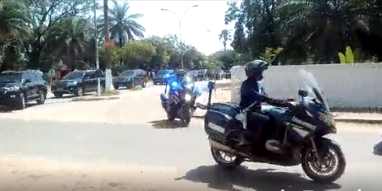 Vidéo-Regardez l’impressionnant cortège du président Macky Sall qui vaut …