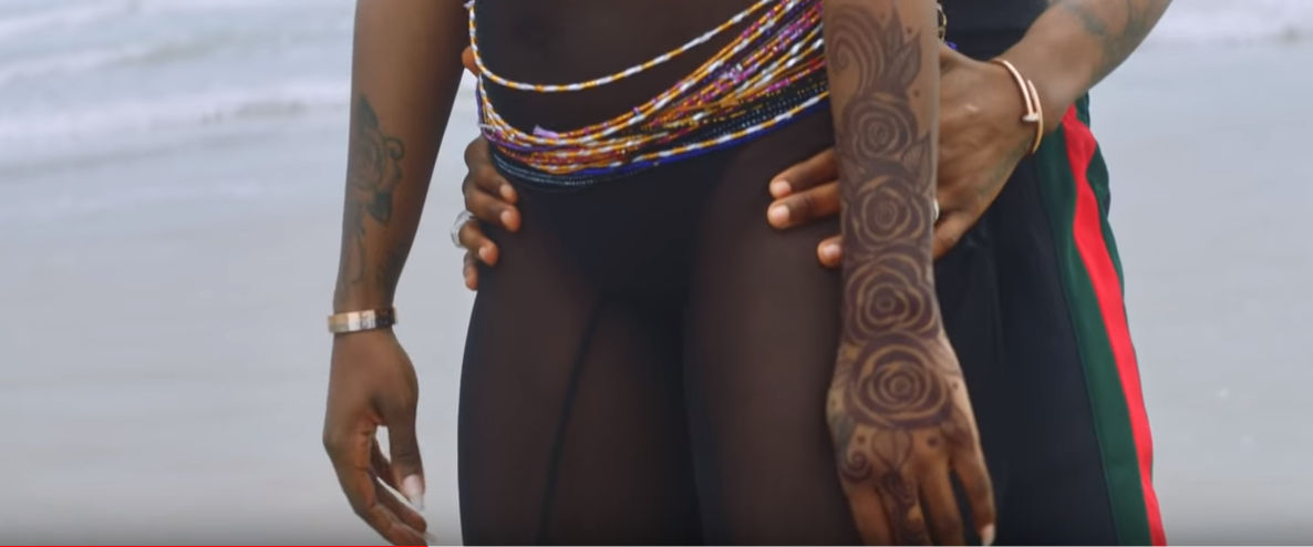 Vidéo –  WizKid dévoile Fever, un clip très… hot et sexuel