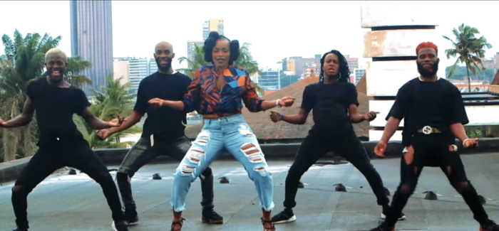 Vidéo – Exclusivité : la toute nouvelle vidéo de Mbathio El capo intitulée « ça bouge chez moi ». Regardez !