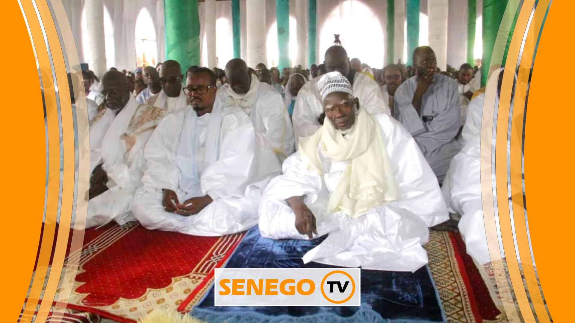 Senego TV: Revivez la prière du Vendredi, à la Grande Mosquée de Touba…