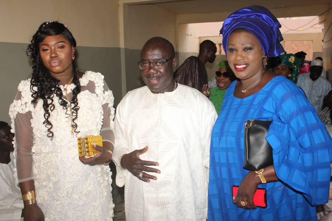 (07 Photos) : La fille de Adja Nafi de Rewmi fm, Joline Ndiaye, s’est « pendue ». Regardez !