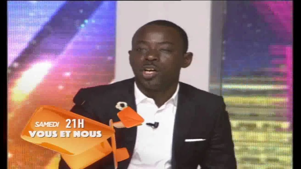 Vidéo – Dj boubs présentant une émission à la 2sTV