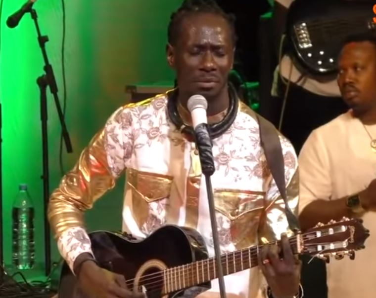 Carlou D a placé la barre très haut avec son show devant le Pm…