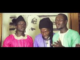 Vidéo: Mansour Mbaye Karamna dévoile « Kenal Serigne Touba »