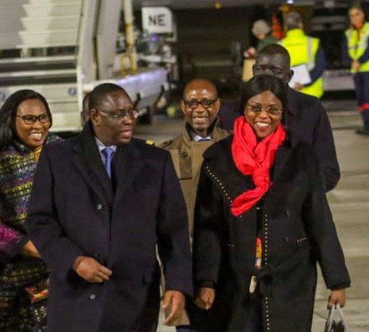 Macky Sall, très romantique, à Marième Faye: « Je n’ai pas trouvé du pétrole mais je t’ai trouvée… ! »