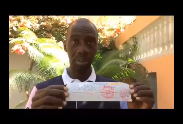 Vidéo – Omar Faye dénonce une arnaque sur les cartes d’identité biométriques