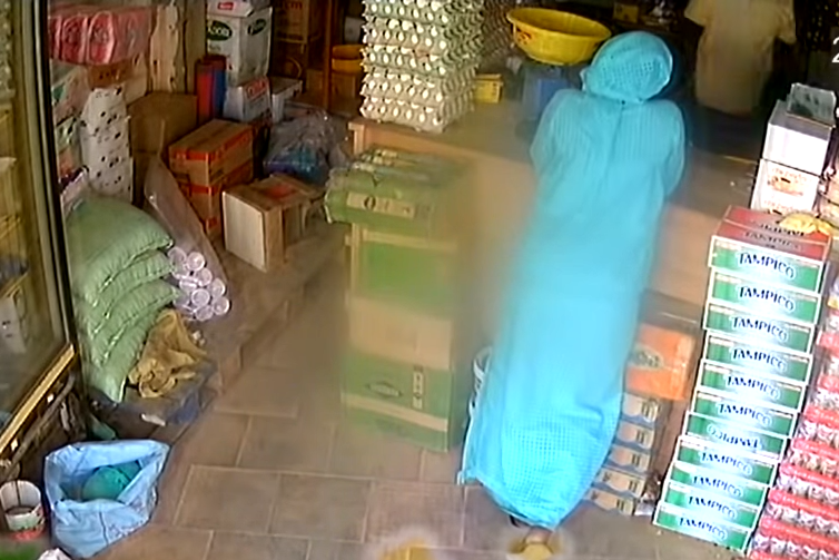 Vidéo: Regardez comment cette femme a volé les 3 millions du boutiquier….