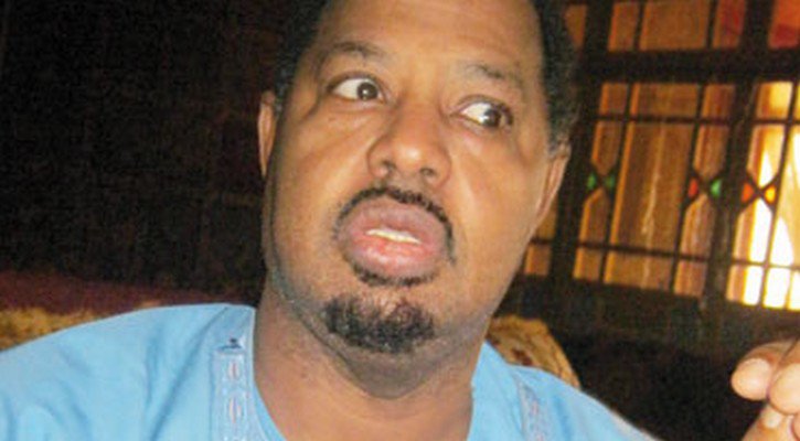 Vidéo- Ahmed Khalifa Niass confirme l’inhumation de Sidy Lamine à Kaolack et accuse : « ils ont tué mon frère…