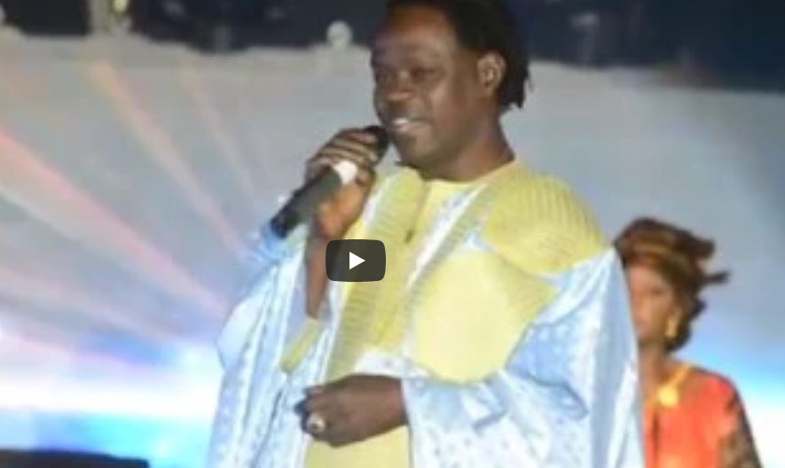 Vidéo : Revivez la belle prestation de Baba Maal devant Akon et son Père.