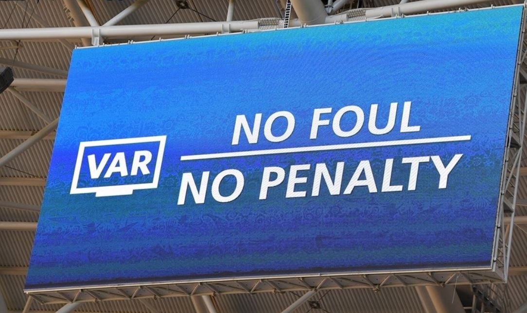 Grâce au Paris SG, l’UEFA a décidé d’introduire cette saison la Var en Ligue des Champions dès les…