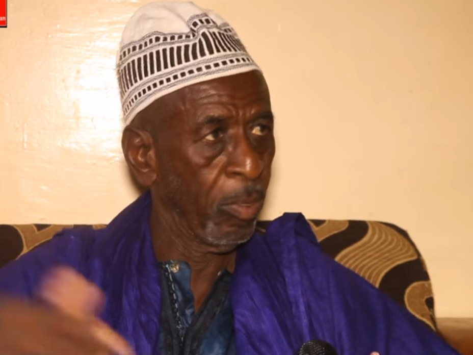 Vidéo: En colère contre Macky Sall, le Khalife général de Digane menace de….