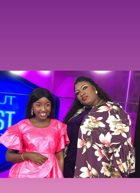 (06 photos) : Khadija et Bijou Ngoné très chics en tenue traditionnelle. Regardez !