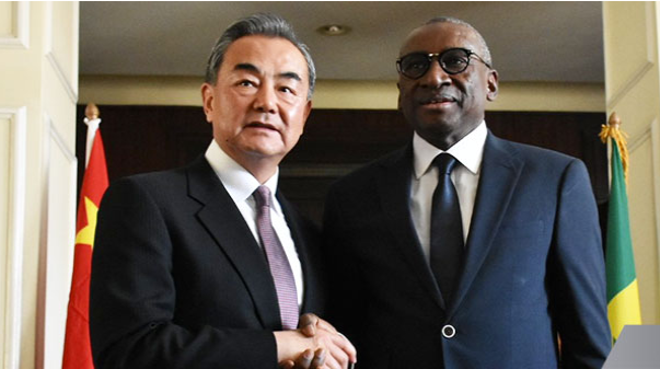 La chine va financer l’autoroute Mbour-Fatick-Kaolack, le nouveau siège du ministère des Affaires étrangères et…