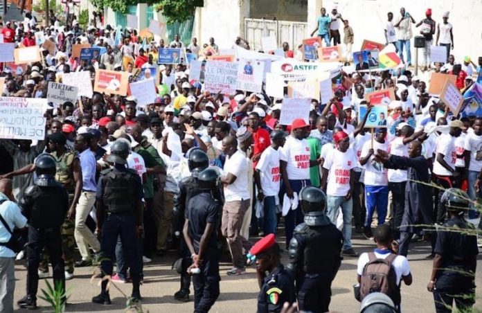 Guédiawaye-Pikine, itinéraire de la marche des jeunes du C.25…