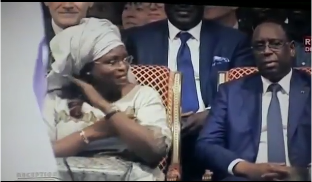 Vidéo – Inauguration TER: Admirez la danse de Marième Faye sur un son de Pape Diouf
