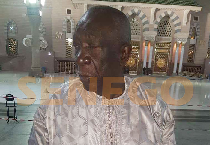 Devant le mausolée de Seydina Mouhamad, Hadji Mansour Mbaye prie pour le Sénégal…