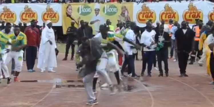 Vidéo- Stade L.S.S: Modou Lô régale avec son « touss »