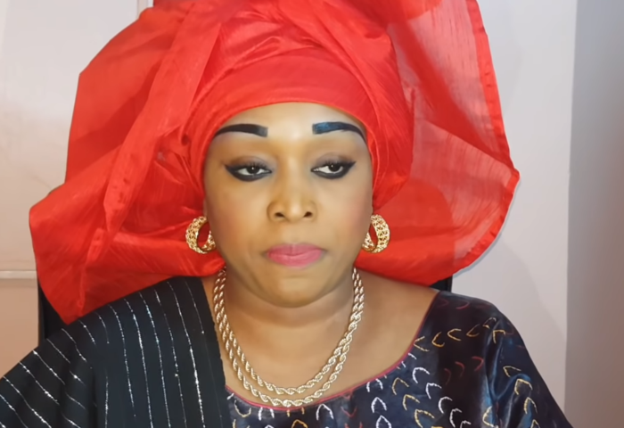 Urgent – Violences pré-électorale :  Ndeye Selbé Linguére Diouf attaque Macky Sall et atomise Clédor Séne. Regardez !