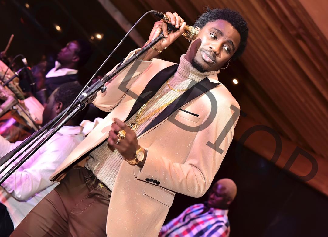 Vidéo –  Le public français de TPMP impressionné par le talent de Wally Seck  … Regardez !