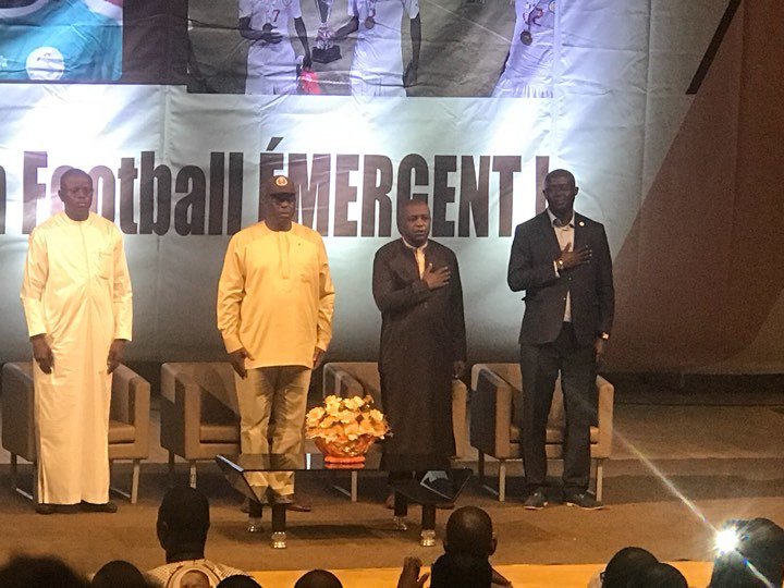 Différend StarTimes – Excaf: Macky Sall invite les deux parties prenantes, à discuter autour d’une table