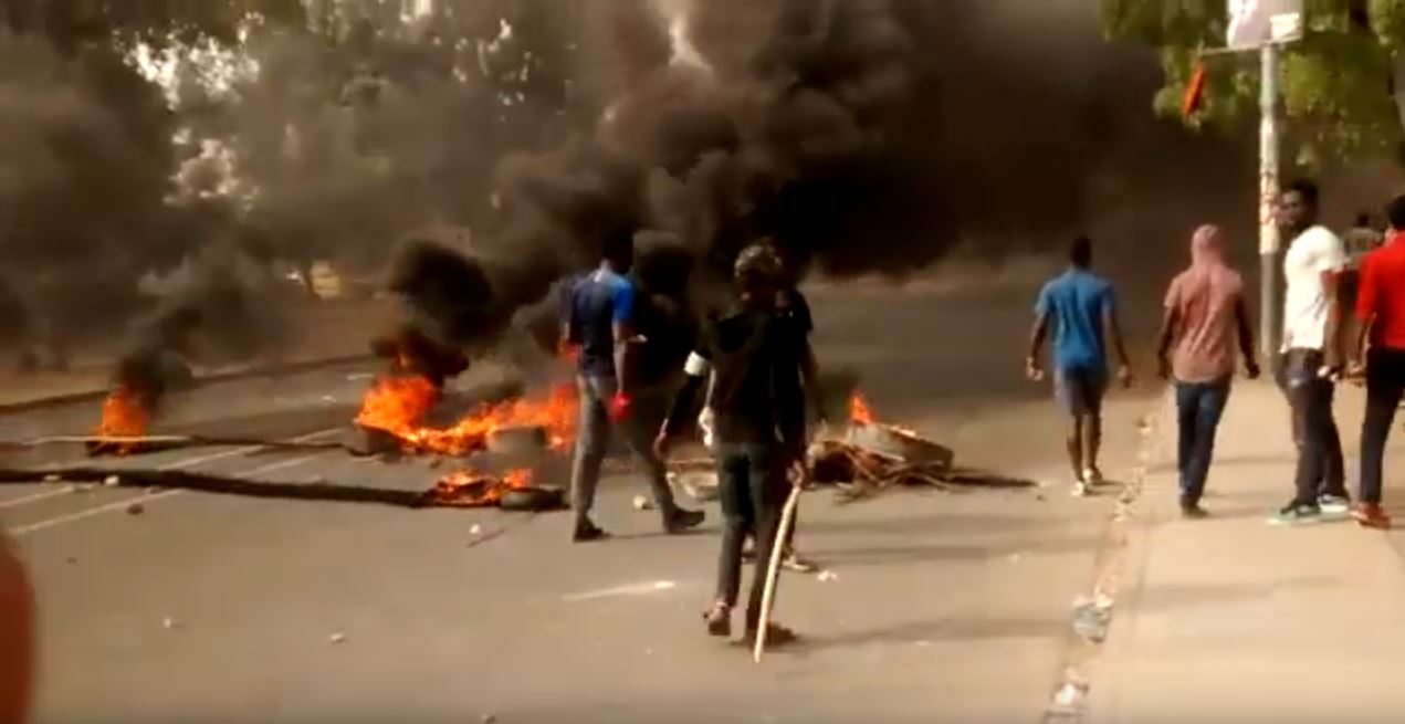 Video : Le film de l’affrontement entre étudiants et ….