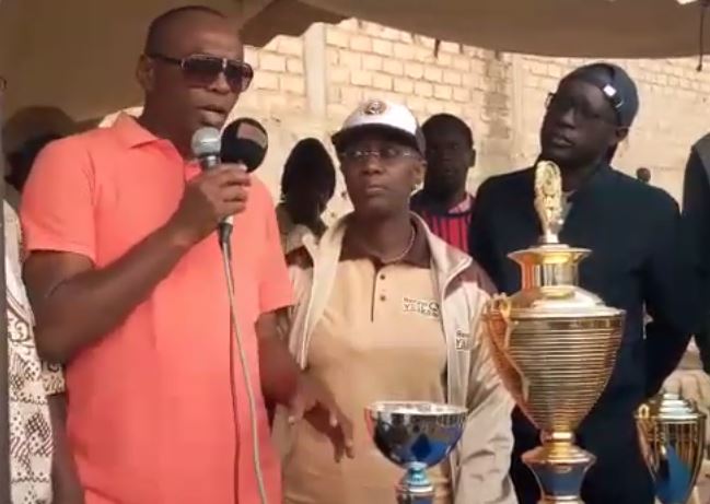 Vidéo – Présidentielle 2019 : Anta Sarr Diacko et la Cojer enrôlent Mamadou Timéra (Us Ouakam)