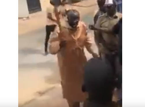 Vidéo- Du Jamais vu: Cissé Lô menace avec un « Kourou Baye Fall »