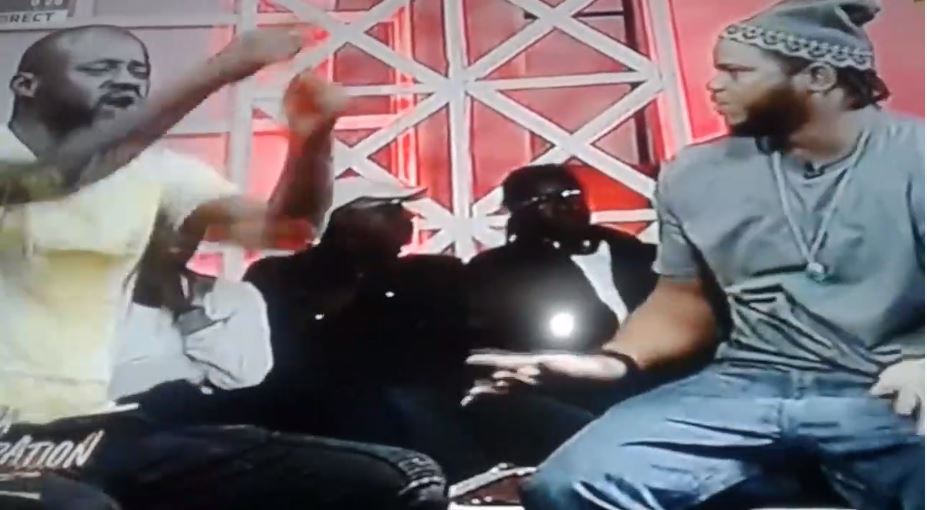 (Vidéo) Emission Ma Génération: Vive altercation en direct entre les rappeurs Daddy Bibson et Thiat qui…, Regardez!