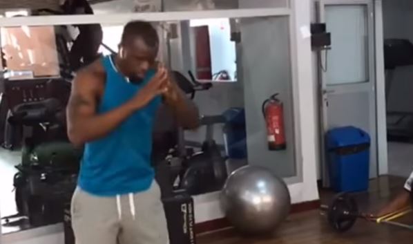 Vidéo-Entraînements intenses : Henry veut retrouver ses jambes de 2002…