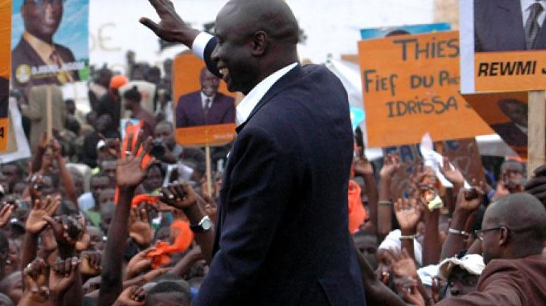 Offre politique: Idy théorise « un milliard, une commune »…
