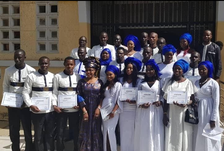 (2 Photos) : Pourtant, Marianne Siva Diop a récemment reçu son diplôme…