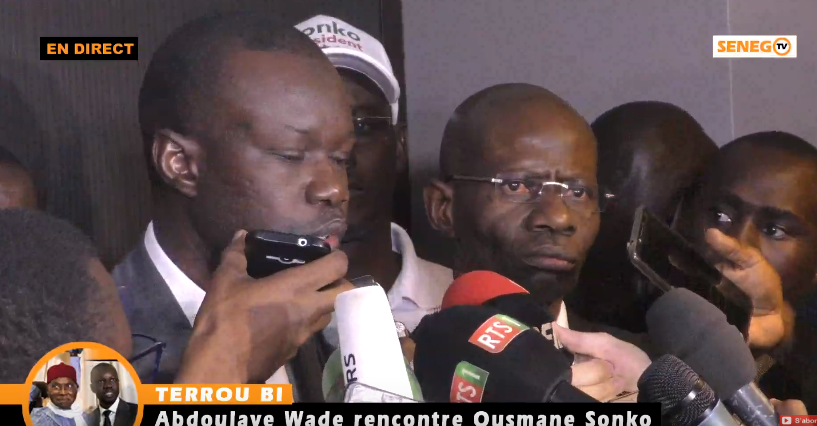 Senego TV -Ousmane Sonko face à la Presse après sa rencontre avec Abdoulaye Wade… Regardez!