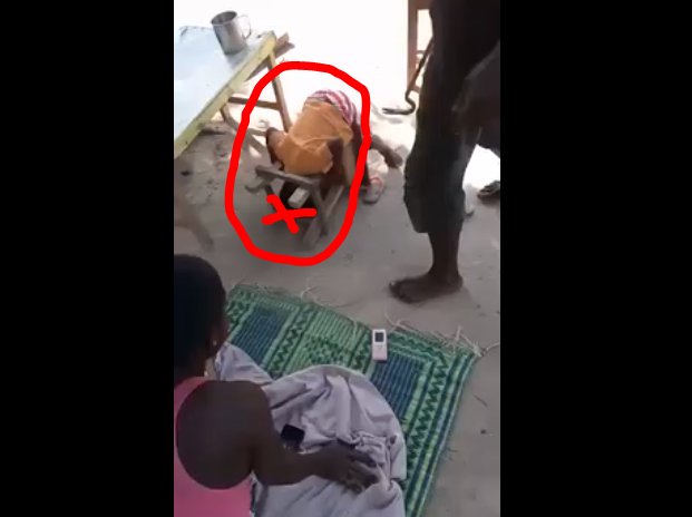 Vidéo : Pourquoi les parents doivent surveiller leurs enfants. Regardez !